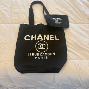 CHANEL beaute Black and White Logo Tote gift bag w makeup tote BN. Canvas. Pair